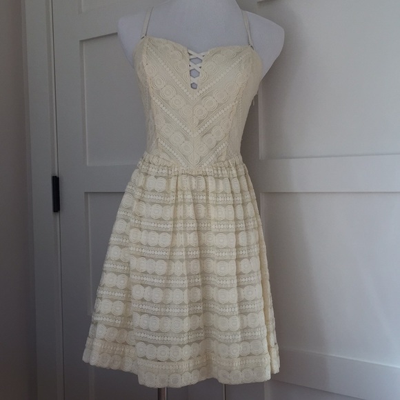 Guess Dresses & Skirts - Yellow/Cream Guess Dress